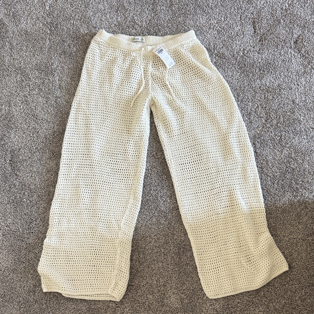 Hollister Cream Knit Pants